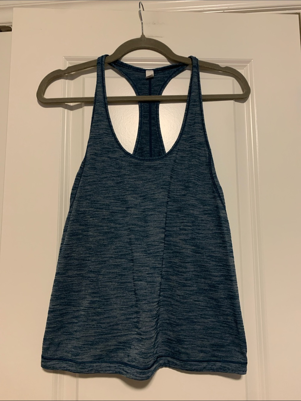 lululemon athletica Heathered Teal Racerback Tank, Sz 6, Good Condition